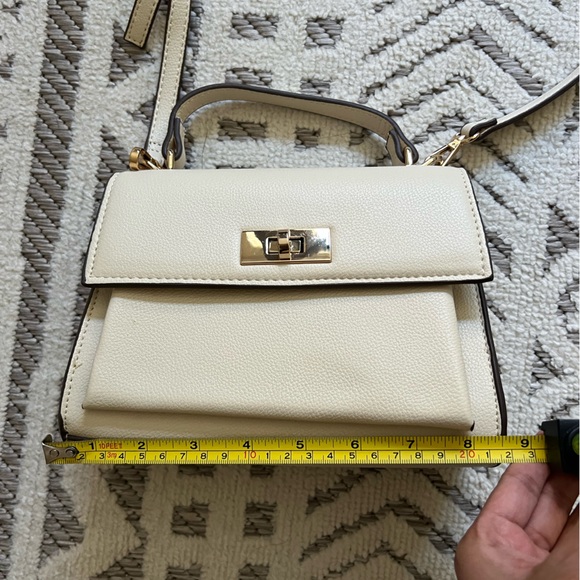 Mango Flap Bag - Picture 11 of 12
